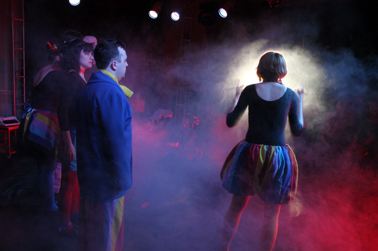Театр «На грани» открывает театральный сезон спектаклем «Грани абсурда»