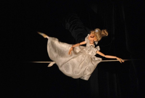 В Иркутске покажут кукольный спектакль для детей «Цирк Шардам» по Хармсу