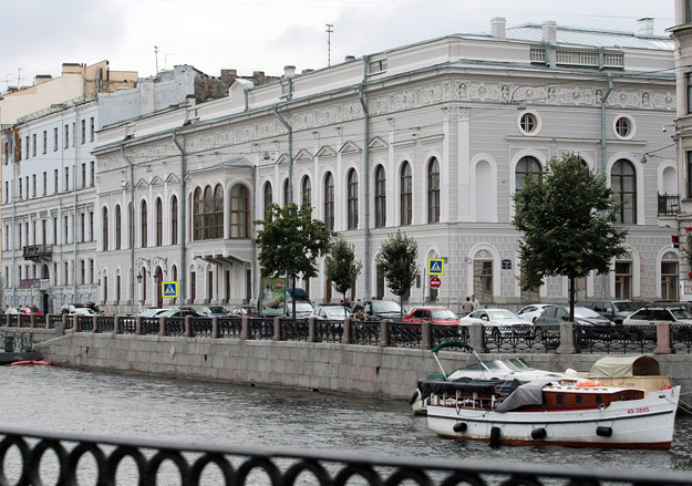 Шуваловский дворец в Петербурге